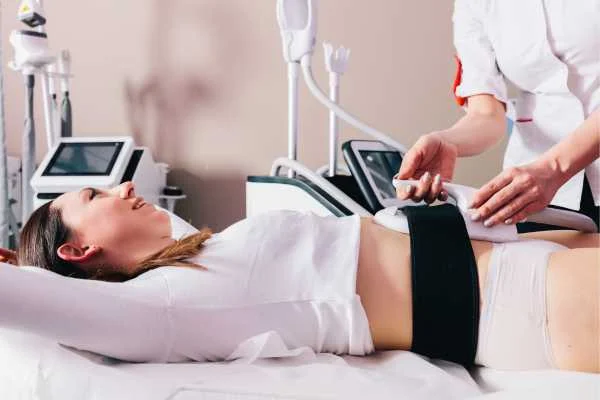 woman having body sculpting to help improve her body image and her mental health South Woodford